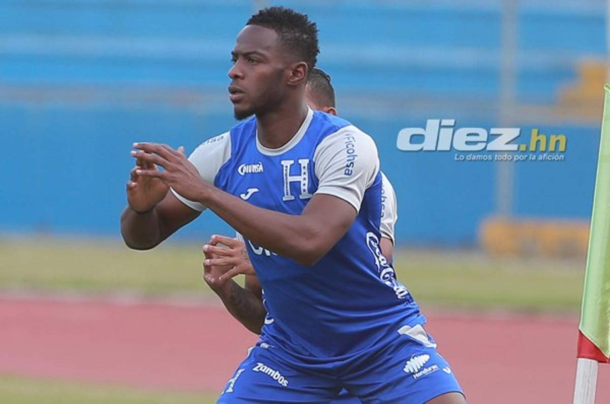 FOTOS: El 'enfado” de Coito, la ausencia en el entreno y la alegría del plantel