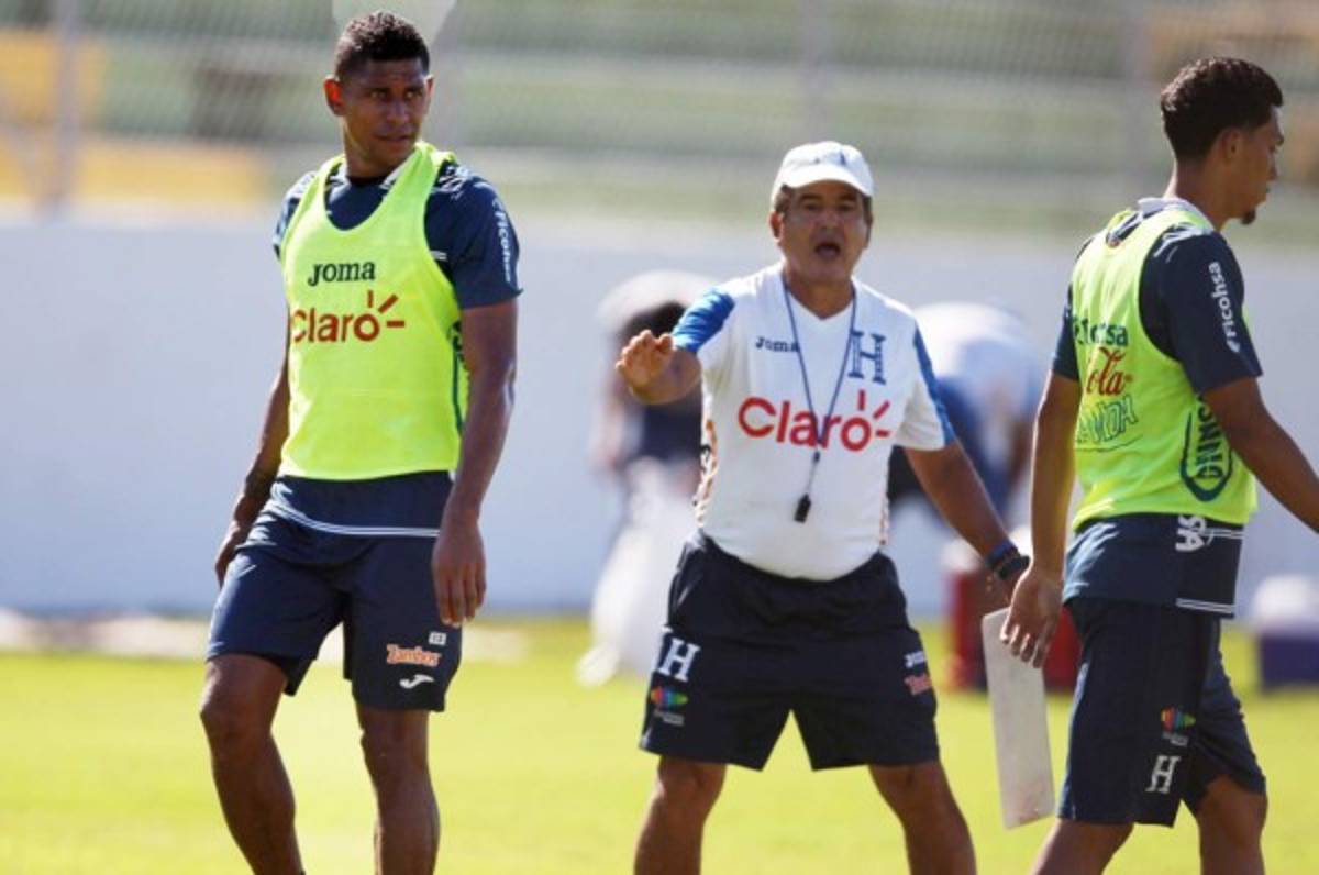 Selección de Honduras enfatiza en tenencia de balón y presión alta