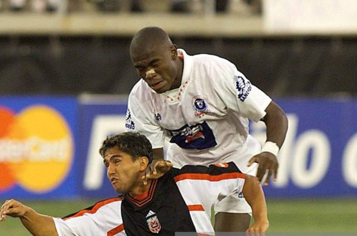 El 11 histórico de hondureños en la Liga Nacional, según Salvador Nasralla