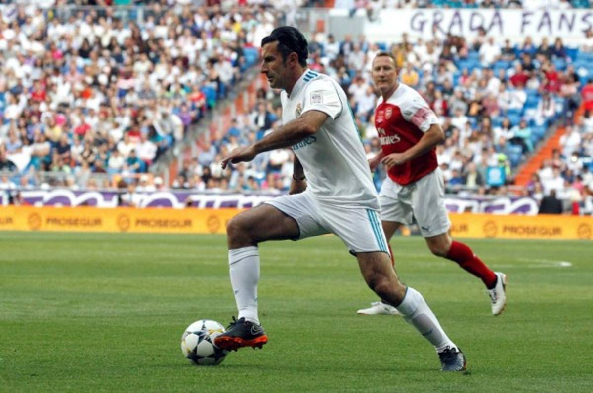El portugués Luis Figo de las canchas a los despachos de la UEFA