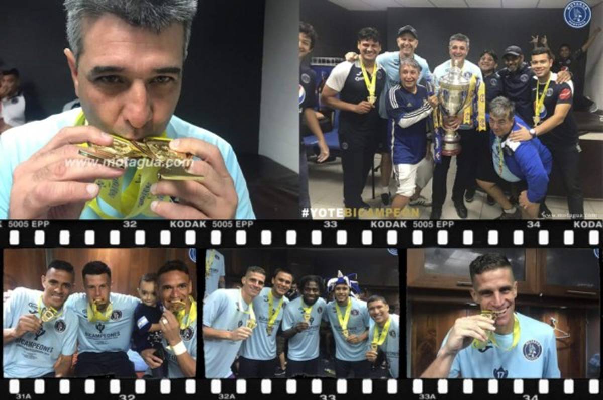 ¡Enorme sonrisa! Diego Vázquez, el que más festejó en el camerino de Motagua tras el bicampeonato
