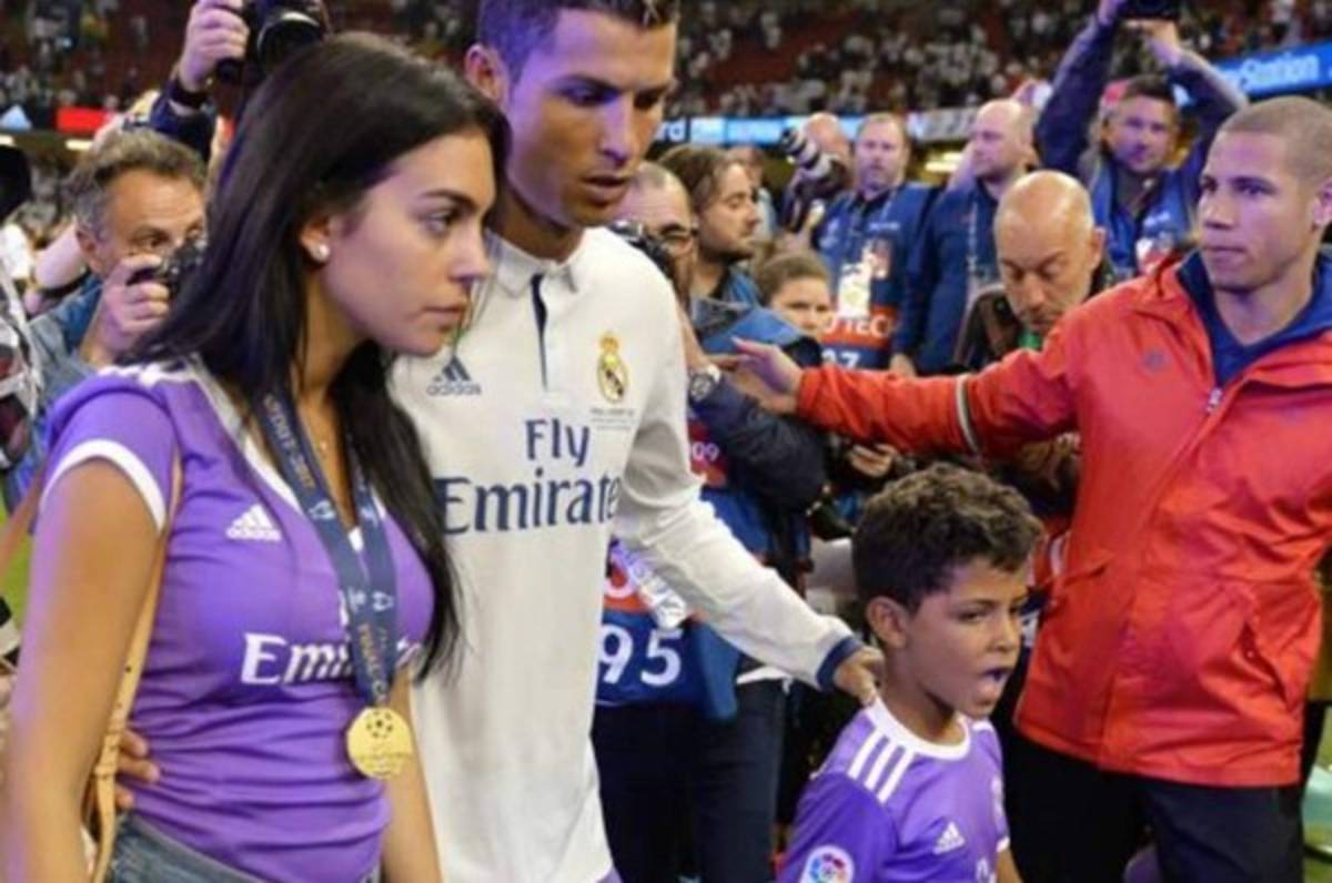 Cristiano Ronaldo ha sido padre de gemelos, según prensa lusa