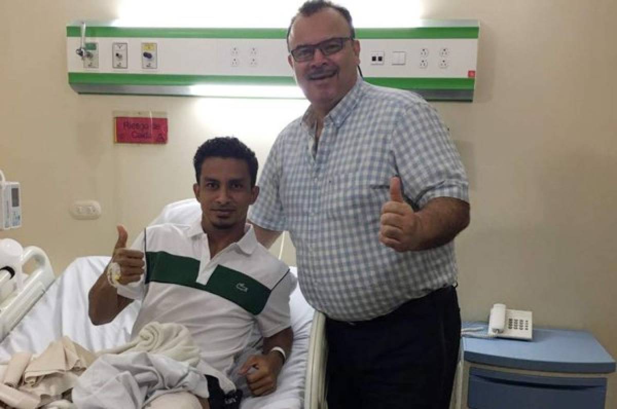 Mario Berríos operado de los meniscos y estará tres semanas de baja