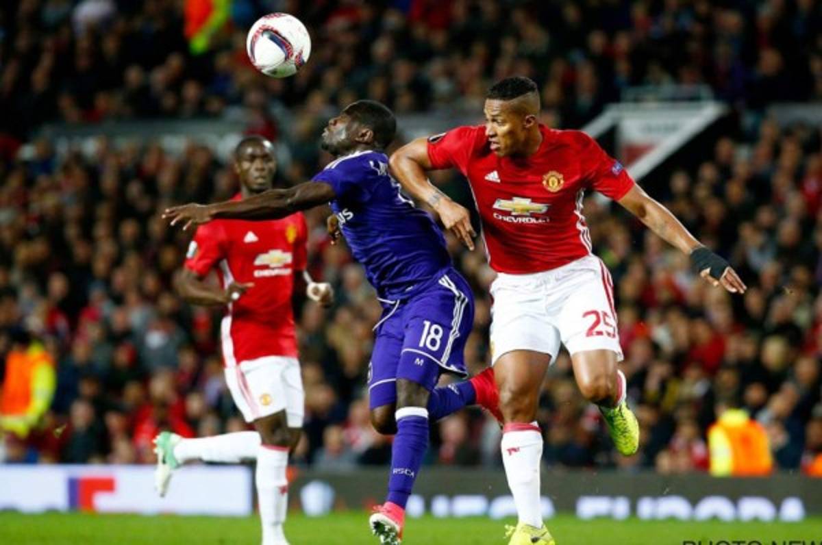 Anderlecht hizo sufrir al Manchester United que en tiempos extras los eliminó