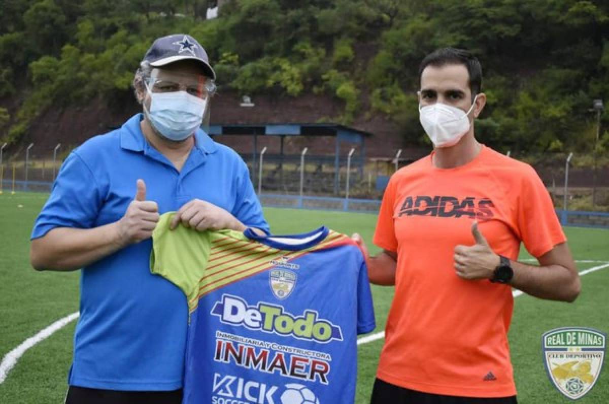 Real de Minas presenta a 'Tony' Hernández, su entrenador que llega desde el fútbol de Ruanda