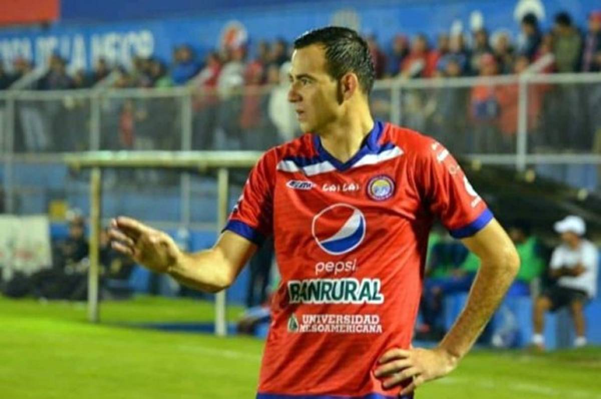 Marco Pappa envuelto en polémica por presentarse a juego en supuesto estado de ebriedad
