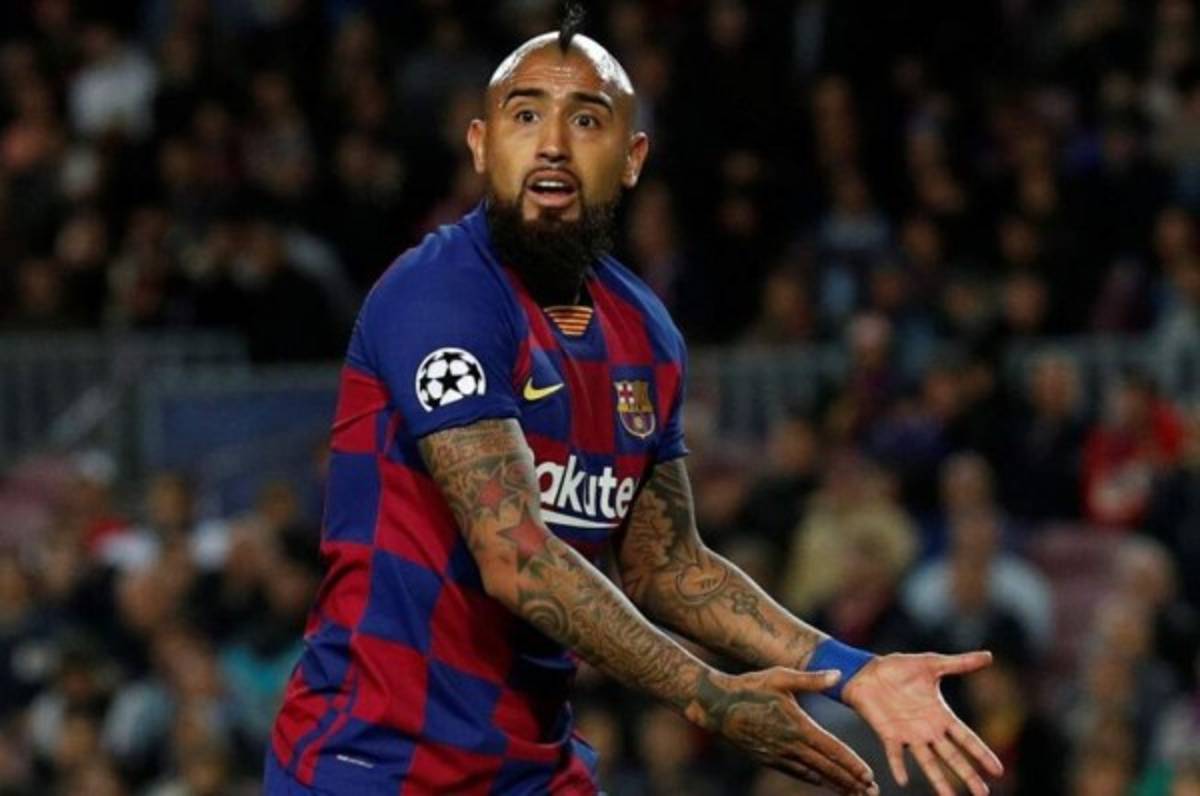 Tremendo enfado de Arturo Vidal por no ser titular en el clásico ante Real Madrid, según ESPN