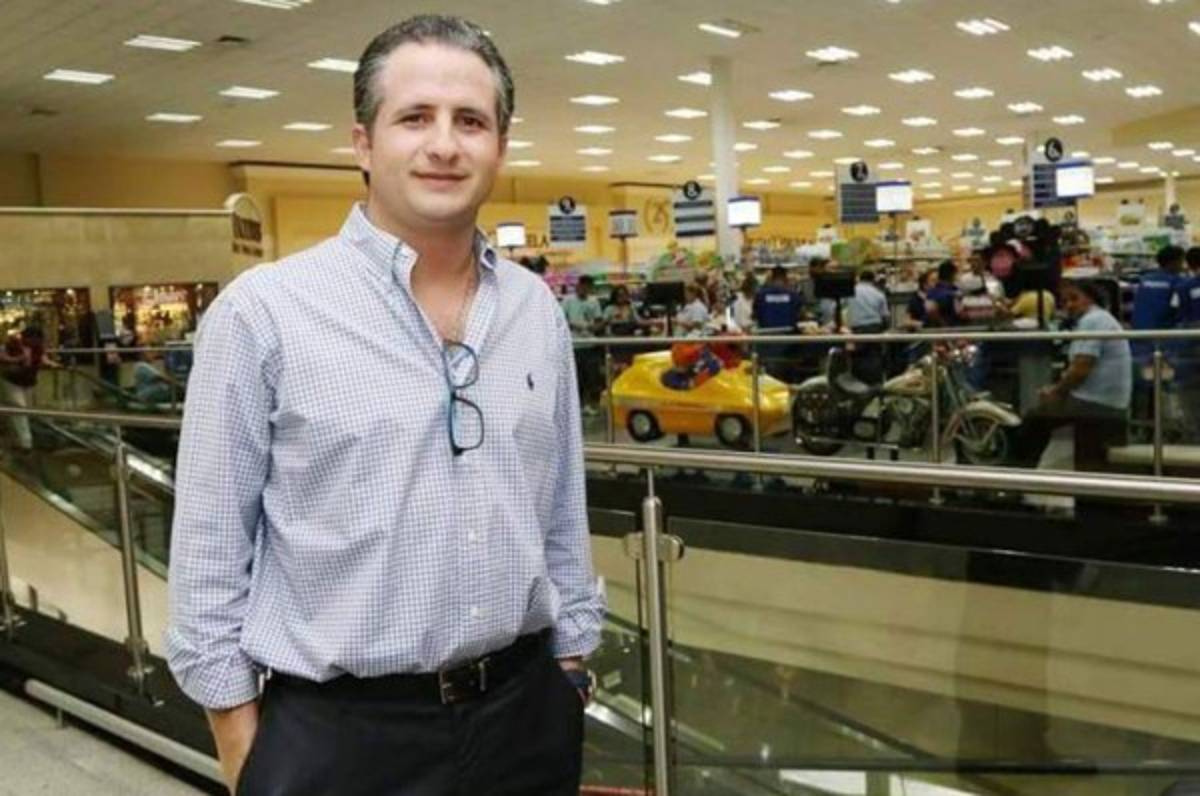 ¿A qué se dedican los principales empresarios y directivos del fútbol de Honduras?