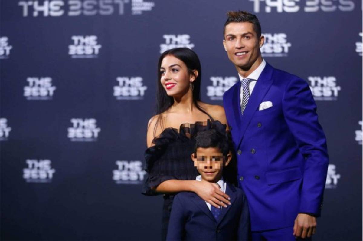 Románticos momentos entre futbolistas internacionales y sus parejas