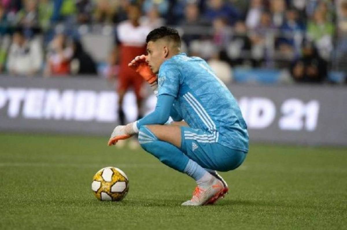 Suspenden a portero mexicano-estadounidense por denuncia de violencia doméstica