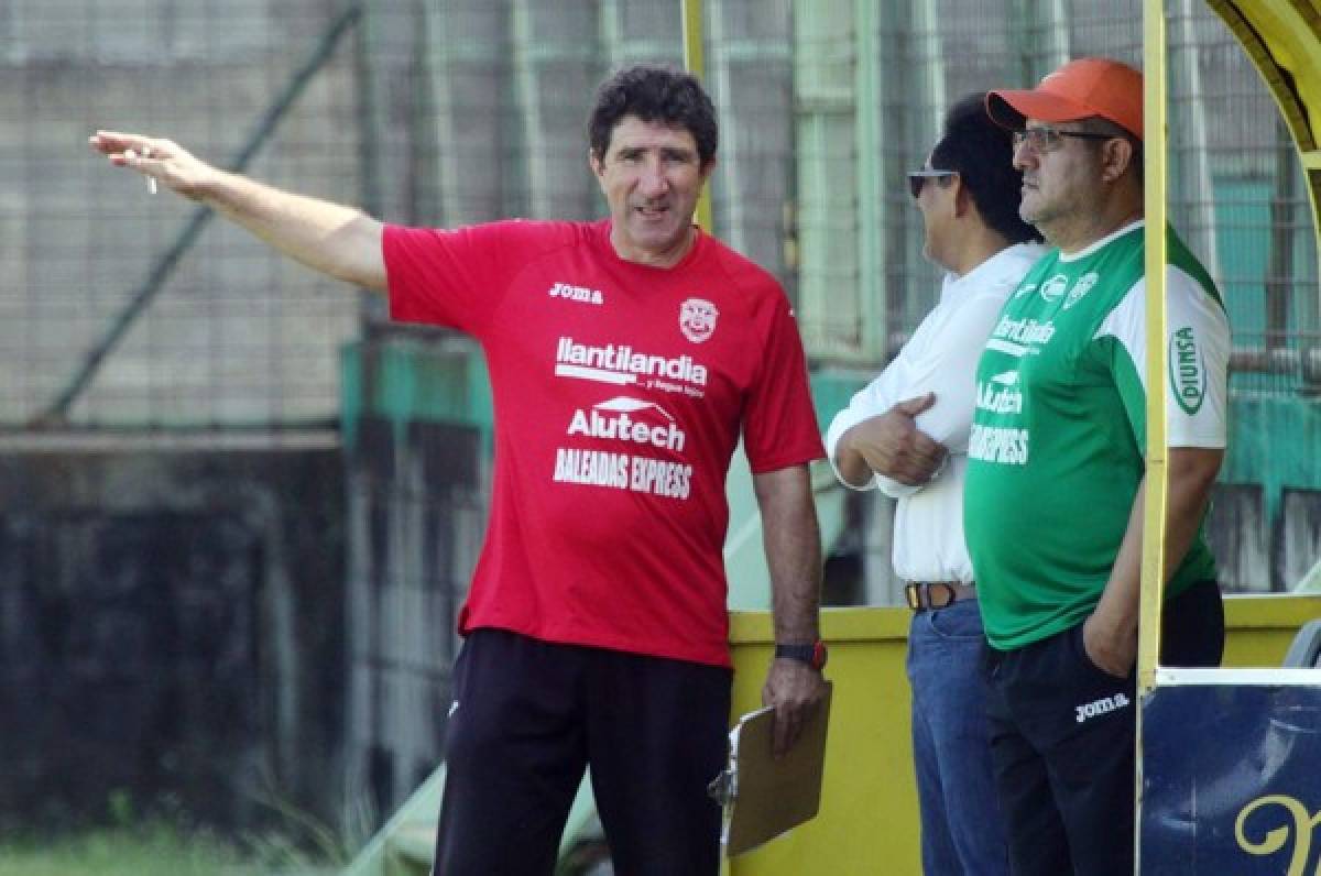 Marathón trabaja para renovar al técnico Héctor Vargas por dos años más