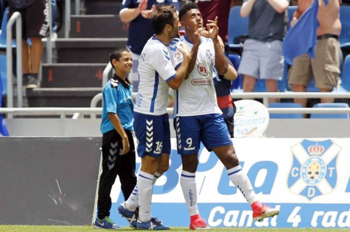 Oficial: 'Choco' Lozano no estará con Honduras ante México ni Panamá