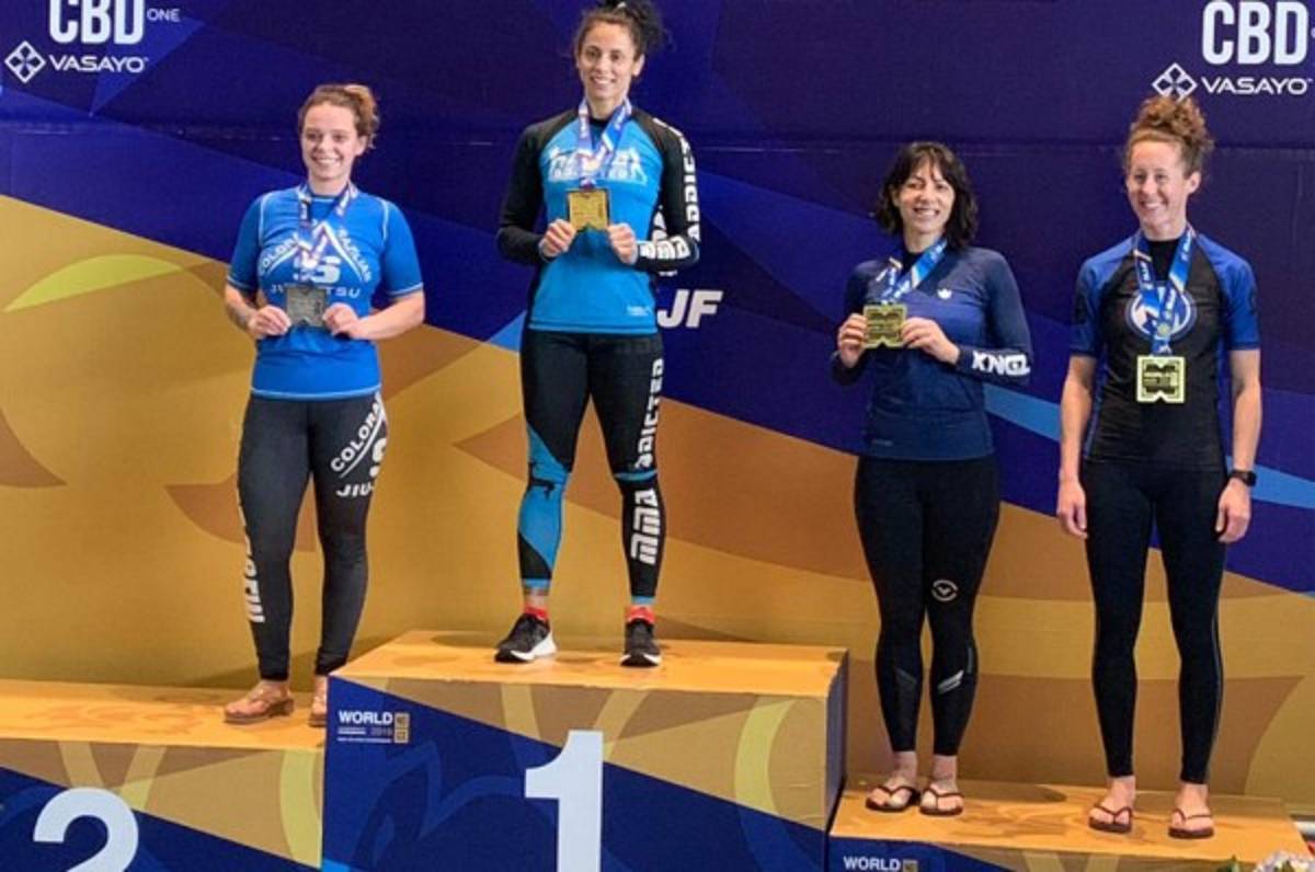 Hondureña Mara Romero gana medalla de oro en Jiu Jitsu en los Estados Unidos