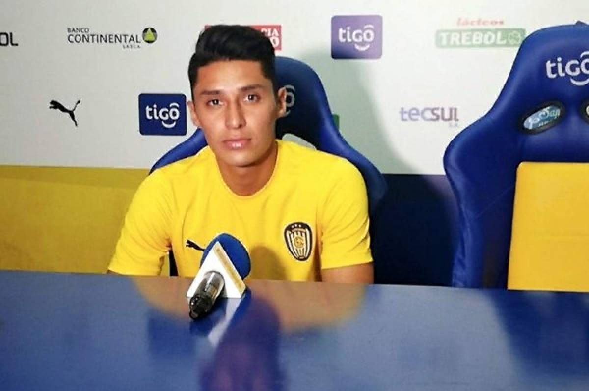 Bryan Tamacas rescinde contrato con el Sportivo Luqueño de Paraguay