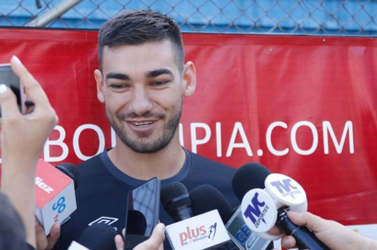 José Cañete confirma que el Olimpia les mantiene el pago al día