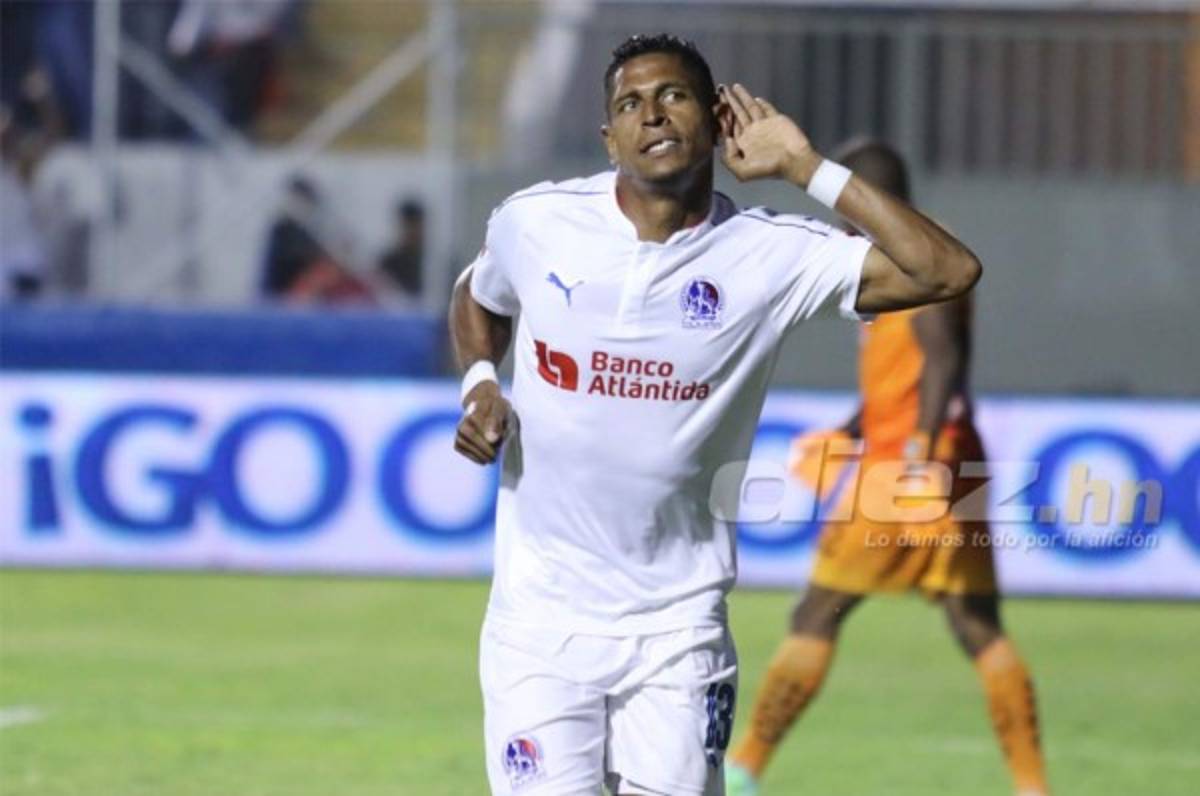 Carlo Costly a Pinto: 'Yo me hago a un lado y que resuelva él'