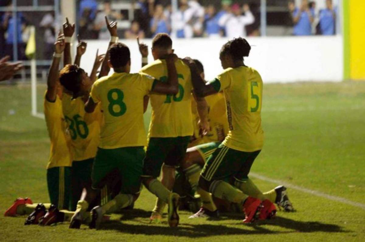 Historia y ridículo: Social Sol derrota al Motagua y consigue su primer triunfo en liga