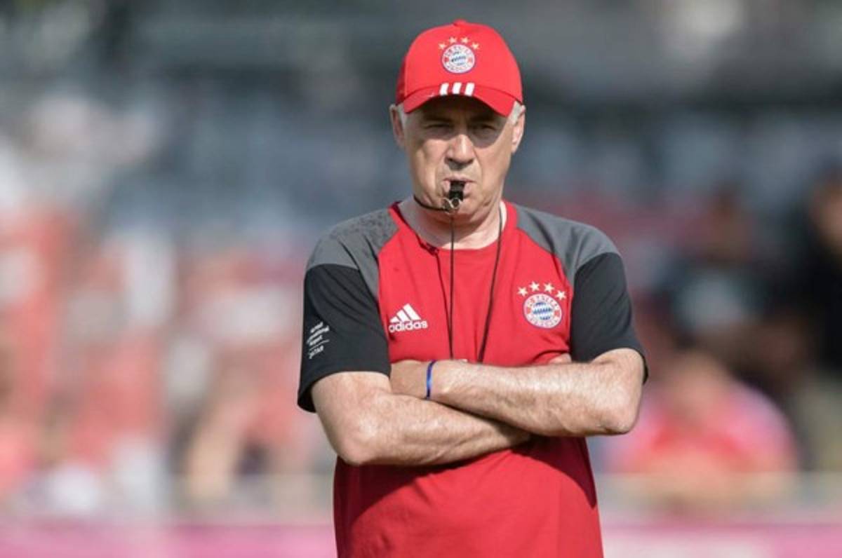 Ancelotti celebra con goleada sus 1.000 partidos en el banquillo