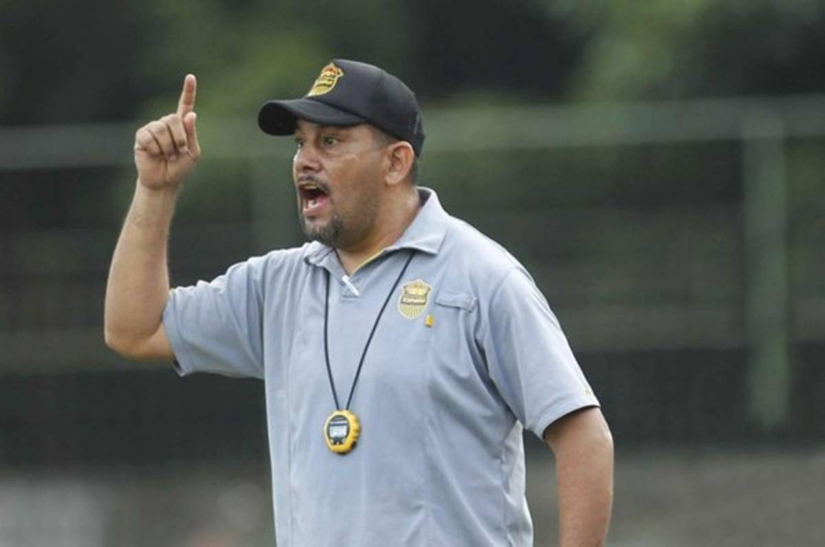 Erick Gallegos: 'No me han dicho nada si seguimos con el equipo'