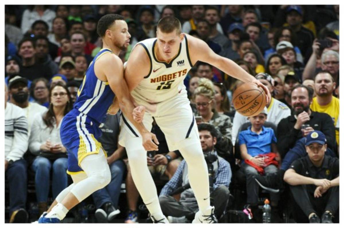 Nuggets quitan invicto a Warriors; Clippers ganan a Rockets, sin Paul