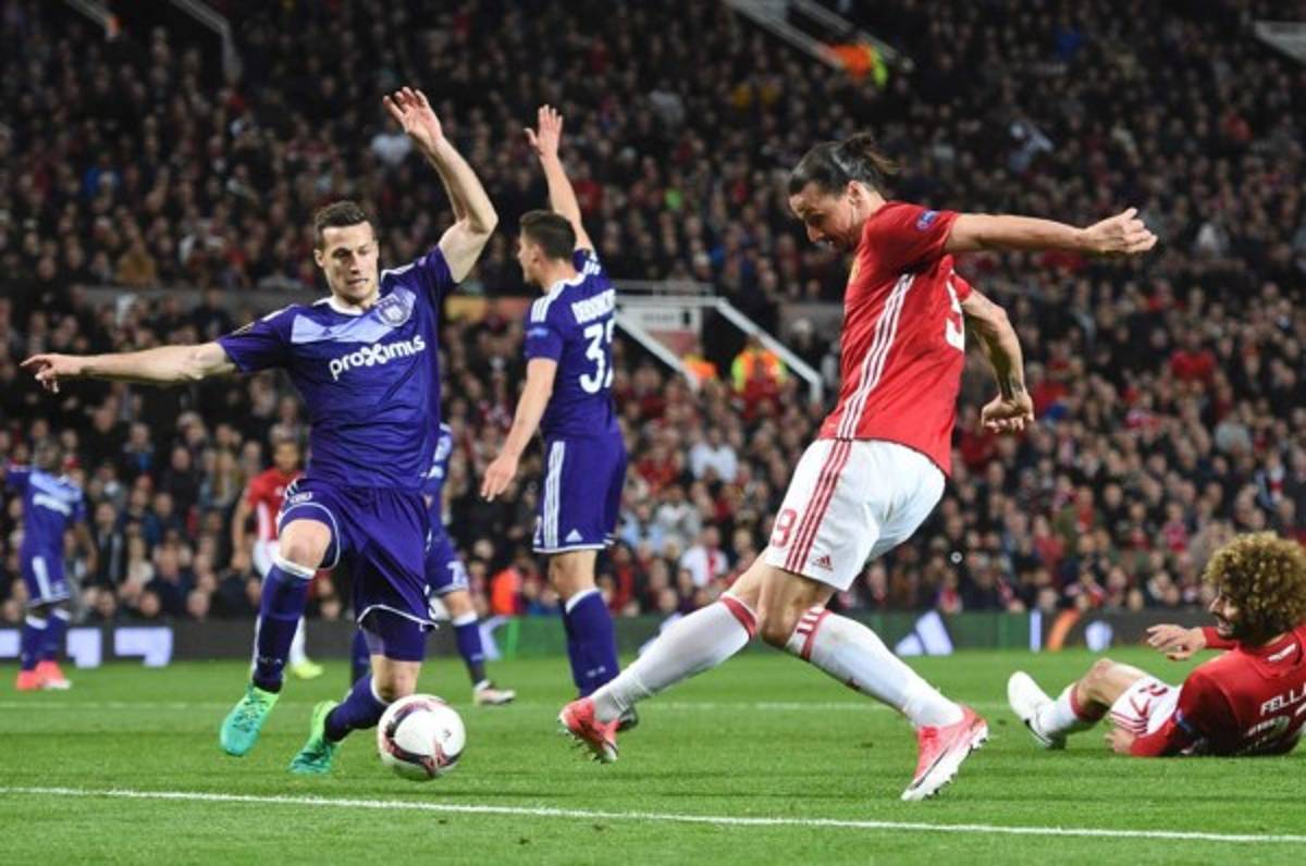 20 muertos y 30 heridos mientras miraban el juego Manchester-Anderlecht