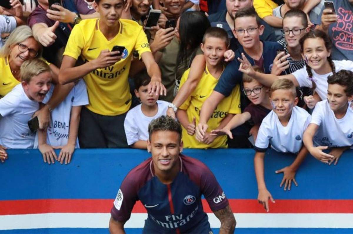 La Liga de fútbol de Francia le da ultimátum a Federación de España