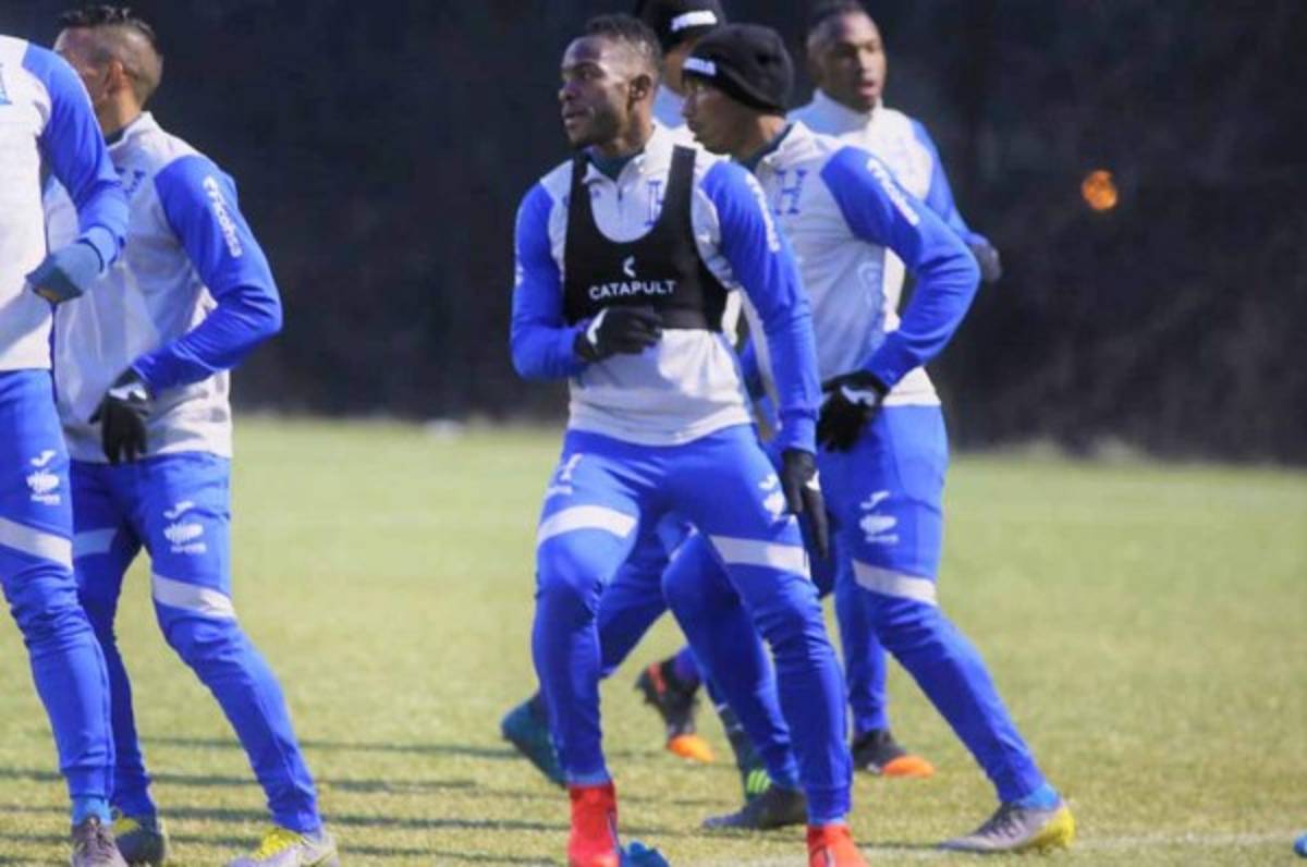 Maynor Figueroa, el capitán elegido por Fabián Coito para el inicio del proceso