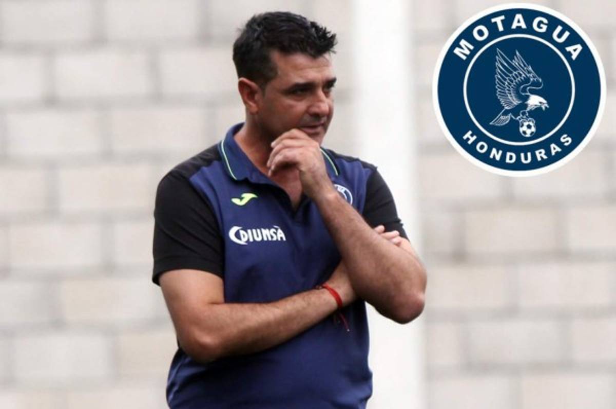 Diego Vázquez sobre los fichajes: 'Puede haber alguna sorpresa”