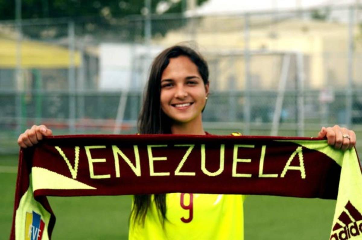 Deyna Castellanos, la bella venezolana que apunta a brillar en los Premios 'The Best'