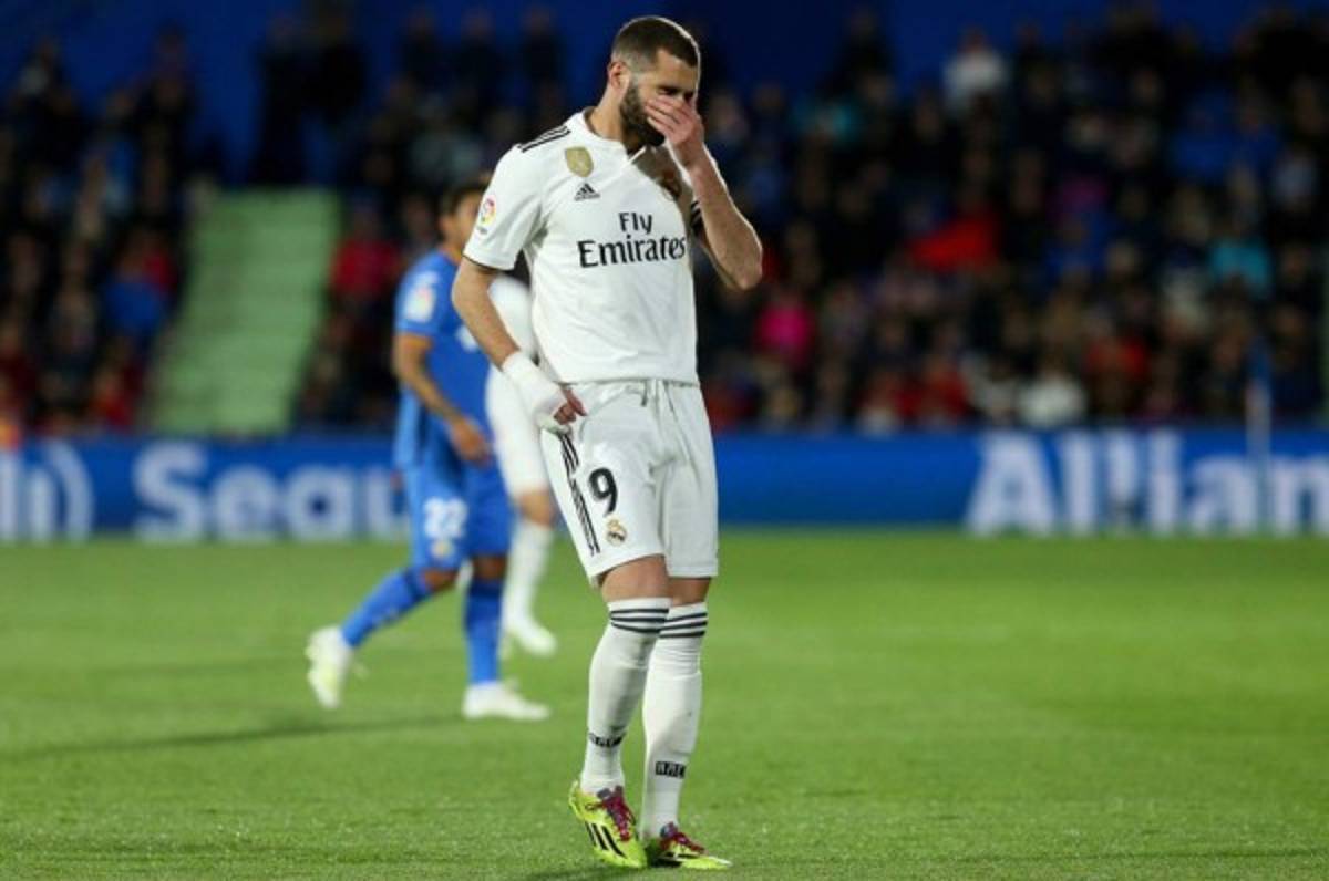 Benzema, baja ante el Rayo y se perdería lo que resta de la temporada