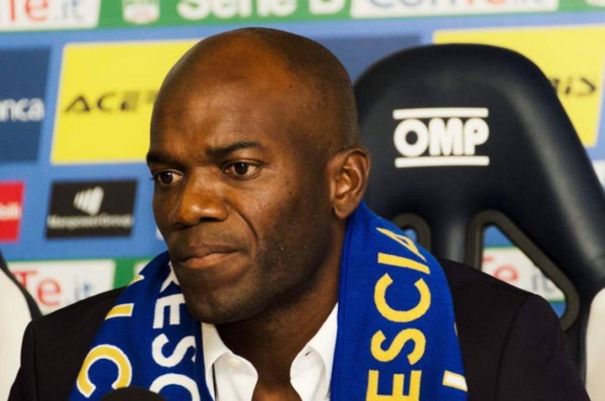 Así se refuerza el Brescia Calcio de Italia al mando de David Suazo