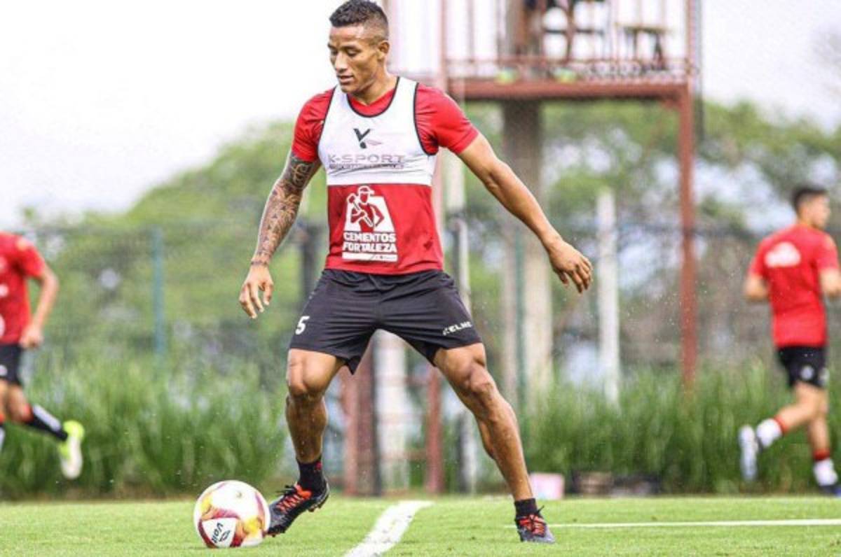 Luis Garrido se despide de la Liga Deportiva Alajuelense con un mensaje emotivo