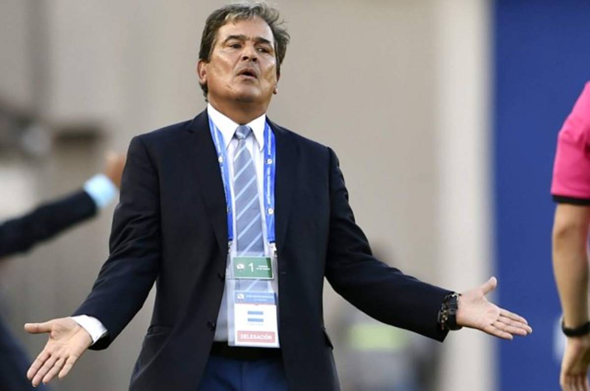 Pinto: 'En lugar de tener un jugador de experiencia en el banco, es mejor tener un sicario”