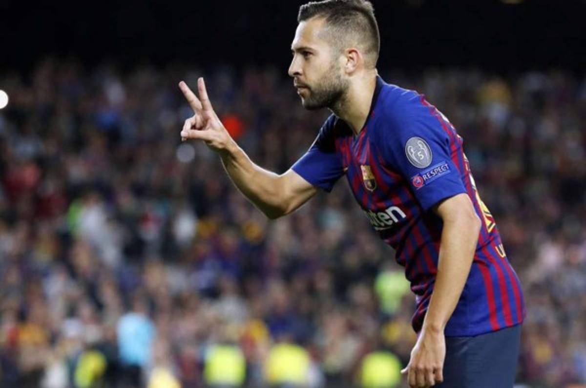 OFICIAL: El FC Barcelona anuncia la renovación de Jordi Alba con millonaria cláusula