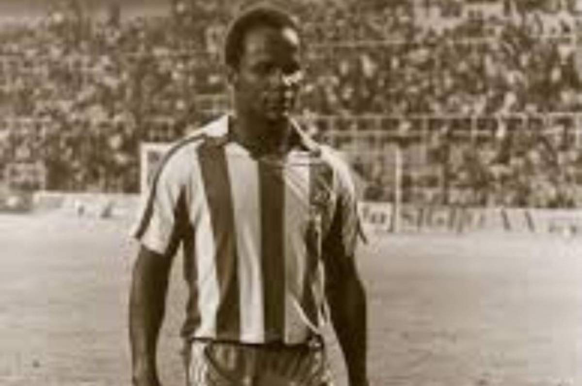 Desde Coneja Cardona hasta Choco Lozano: ¿Cómo fue el debut de los hondureños en ligas top de Europa?