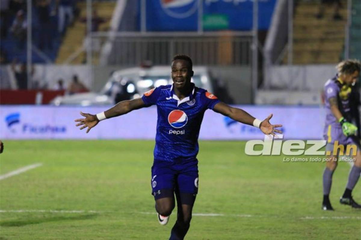Rubilio Castillo empató a Yustin Arboleda en la tabla de goleadores  