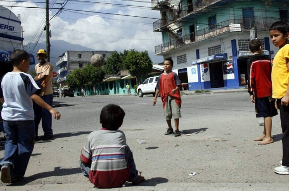 Las 20 reglas imperdibles del fútbol callejero en Honduras