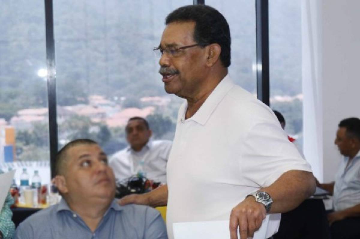 Lin Zelaya: 'Pedro Rebollar tendrá que hablar con la directiva de Motagua'