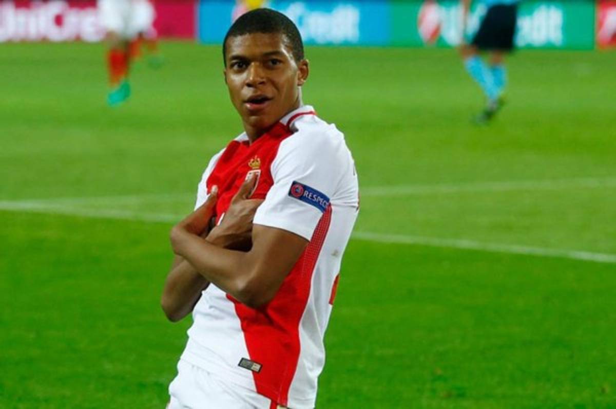 Técnico del Mónaco convoca a Mbappé para juego ante el Marsella