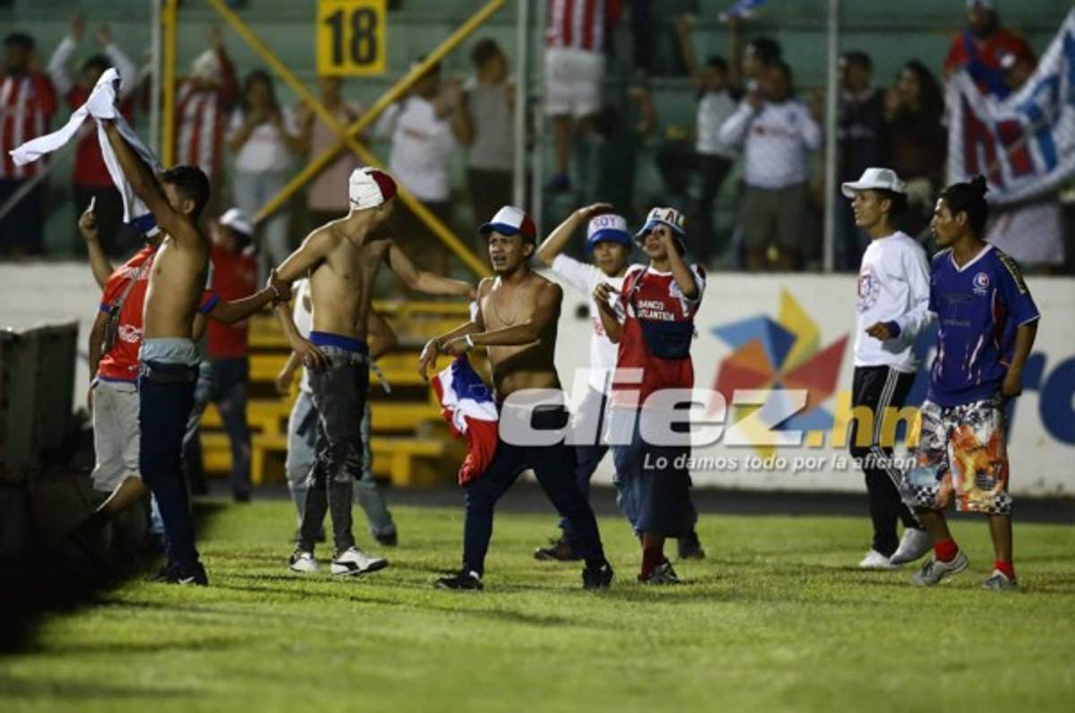 Olimpia solo recibiría multa económica por invasión de aficionados al Nacional