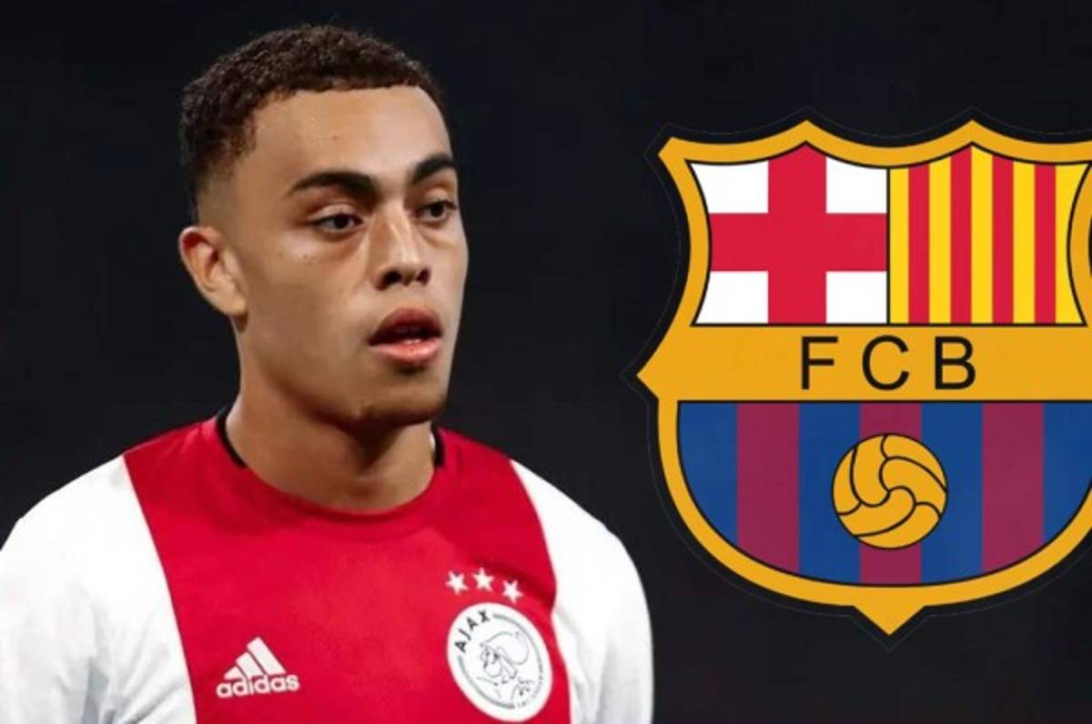 Estadounidense Sergiño Dest se despide de sus compañeros del Ajax y apunta al Barcelona
