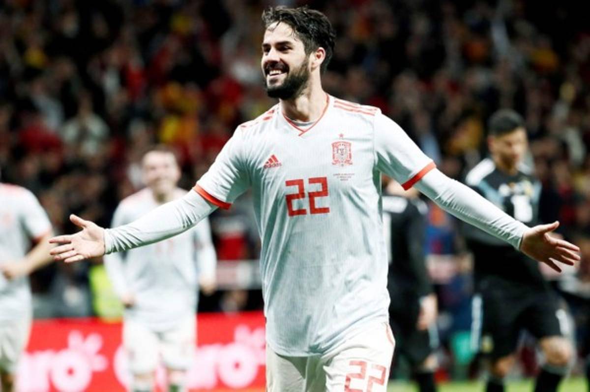 Isco: 'En la selección tengo confianza, en el Real Madrid no me la he ganado'