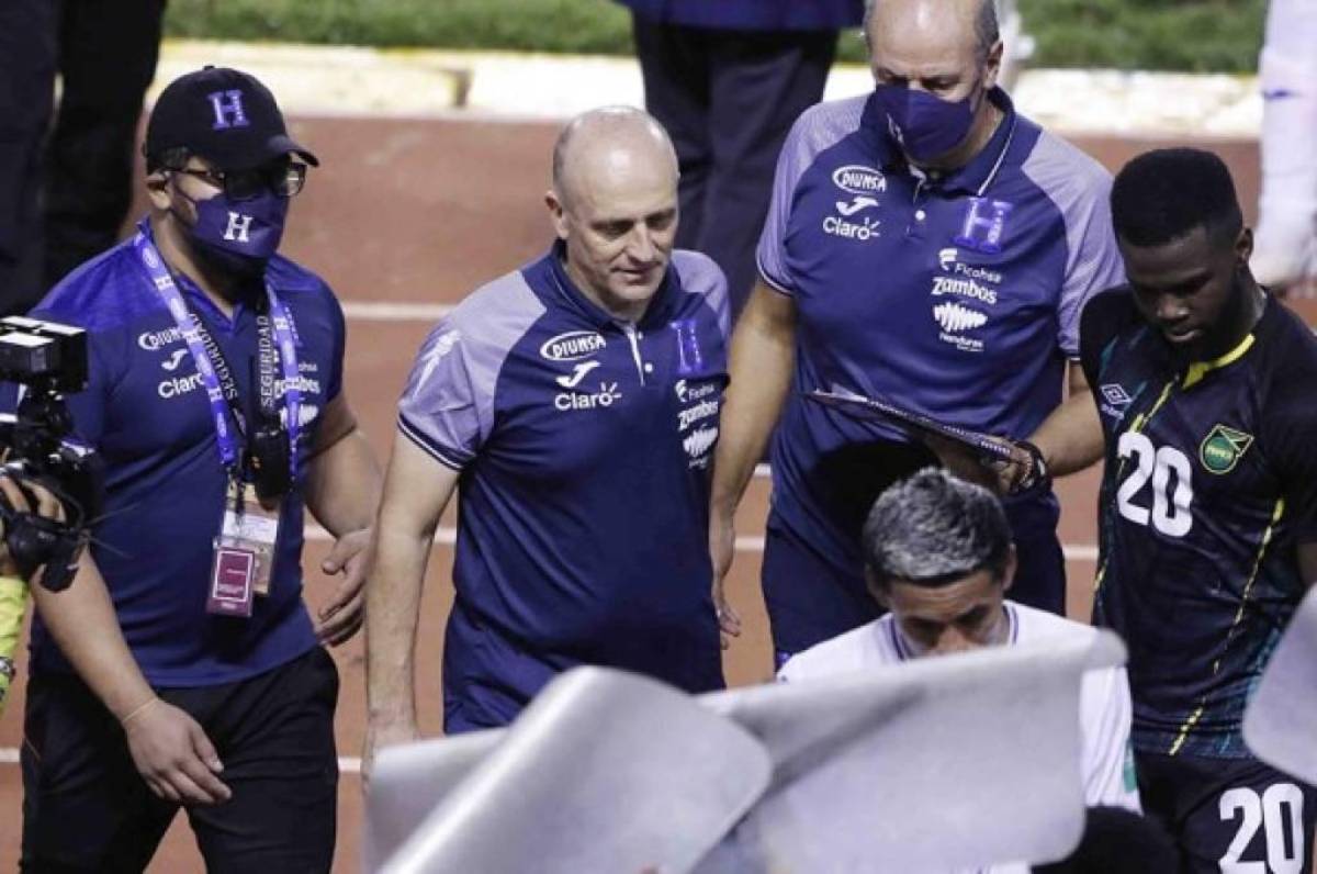 Así fueron los turbulentos seis meses del “Bolillo” Gomez en Honduras: su llegada fortuita, decepción y los números rojos