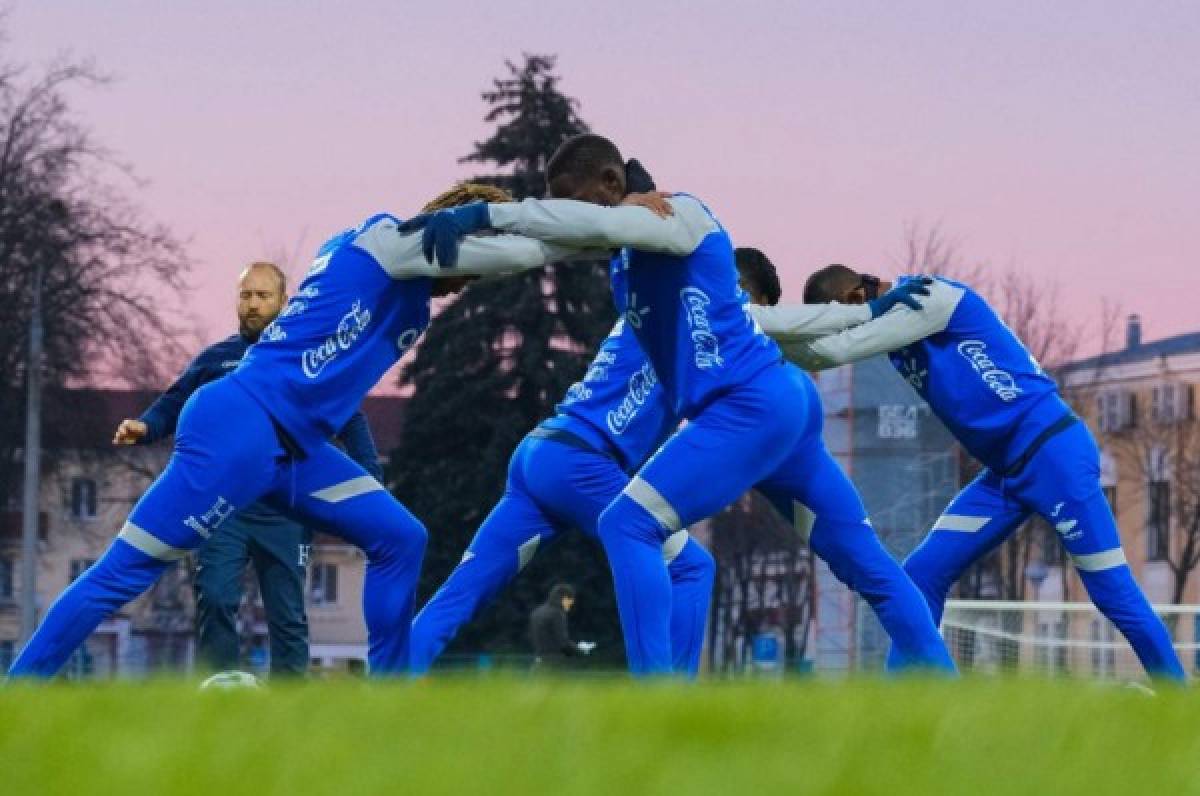 La Selección de Honduras afina sus armas en Salónica para el juego amistoso ante Grecia