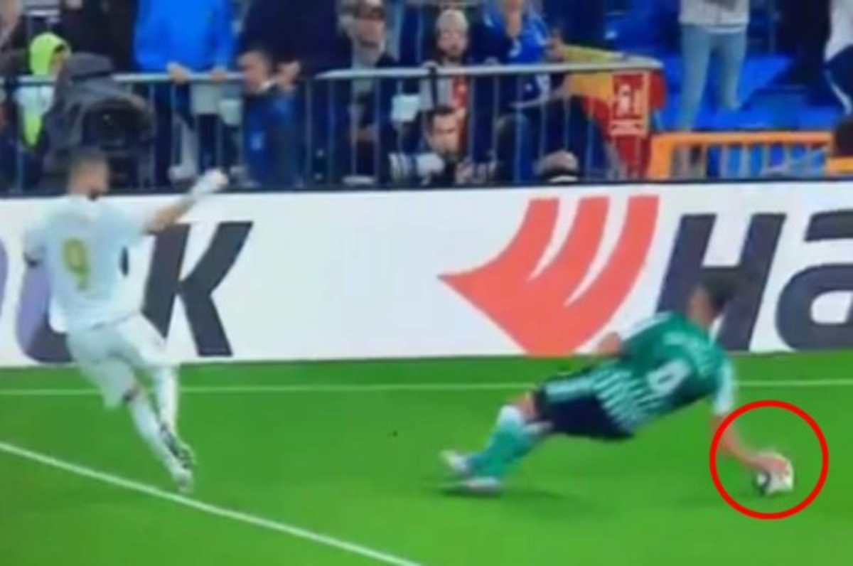 ¿Y el VAR? La polémica acción en el área del Betis que pudo ser penal para el Real Madrid
