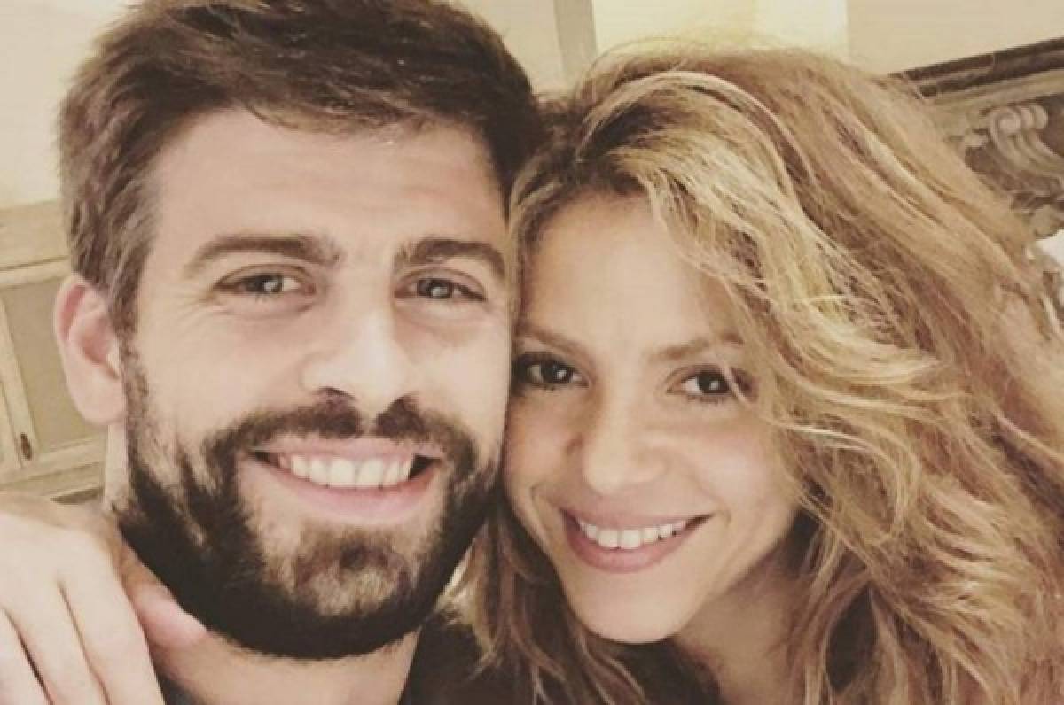 El apasionante beso entre Shakira y Piqué que causa furor en las redes sociales
