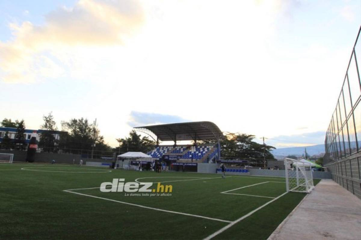 FOTOS: Fenafuth inaugura un mini estadio para Ligas Menores en Tegucigalpa