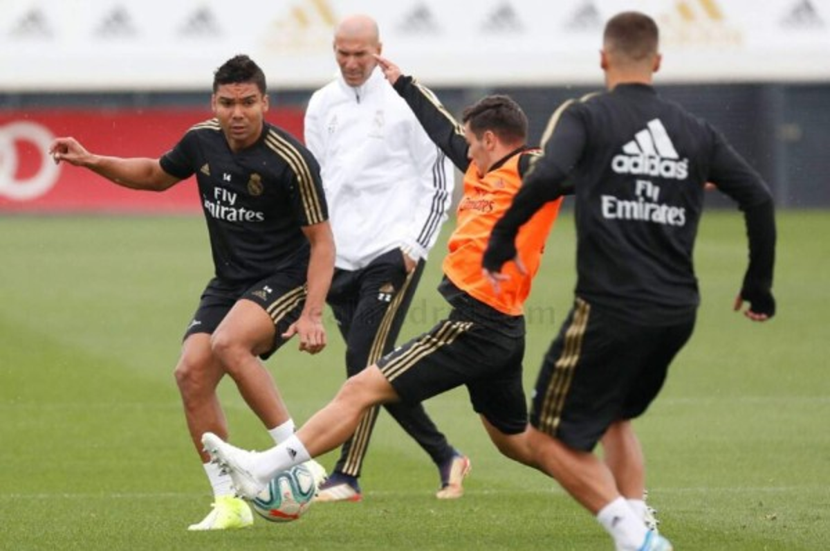 Con novedades y solo tres volantes: La convocatoria del Real Madrid para enfrentar al Levante por LaLiga