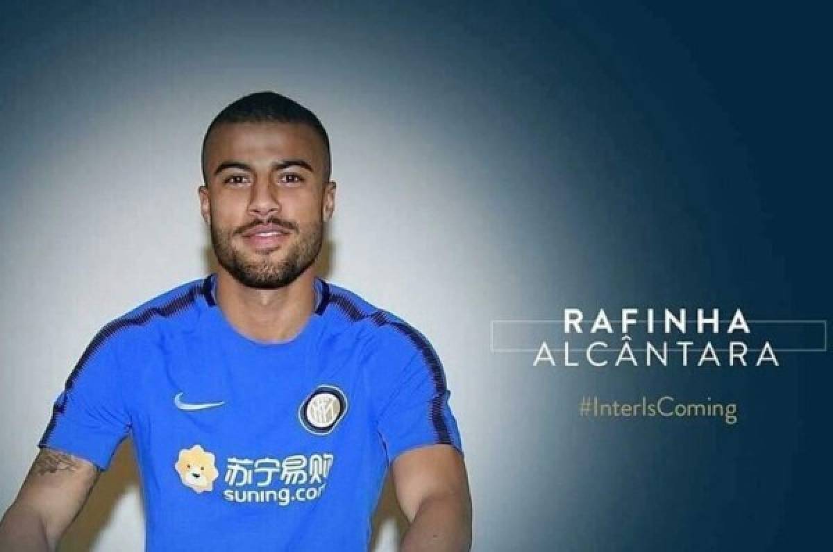 Barcelona cede a Rafinha al Inter con una opción de compra de 35 millones