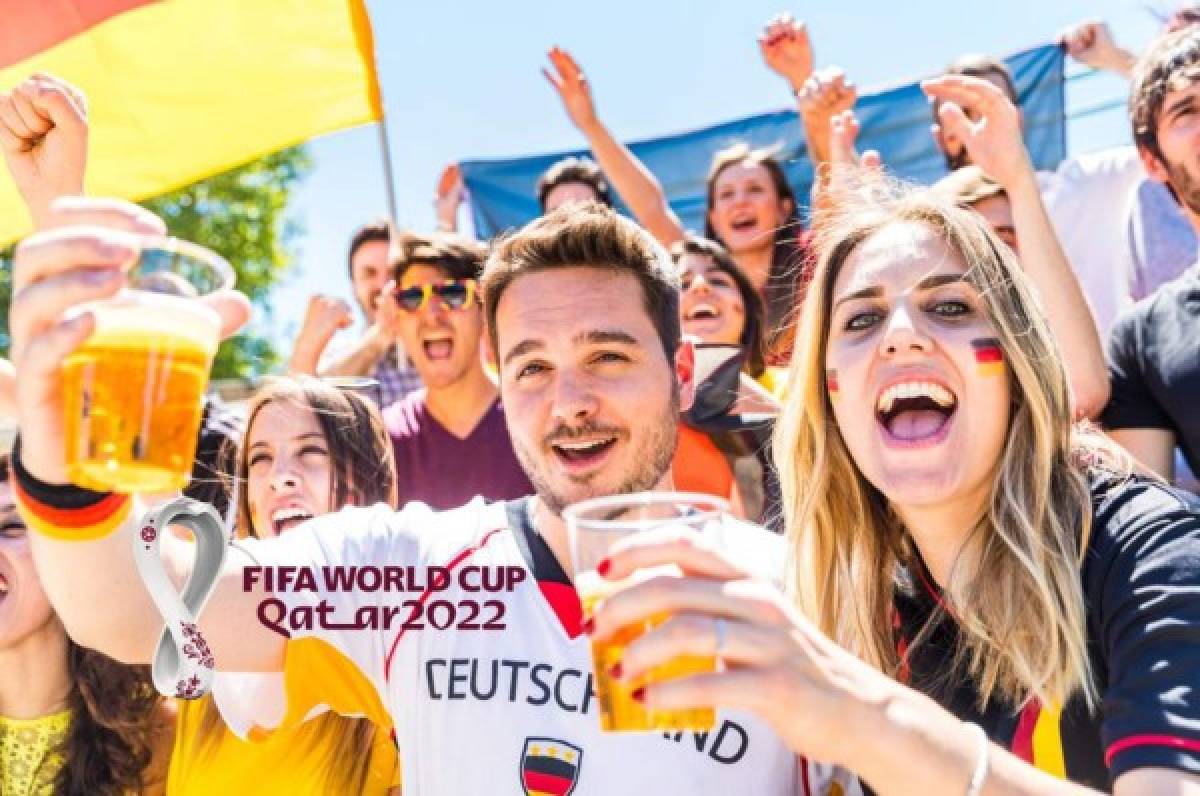 Mundial de Catar 2022: Aprueban venta de alcohol en los estadios pero solo para ciertos aficionados